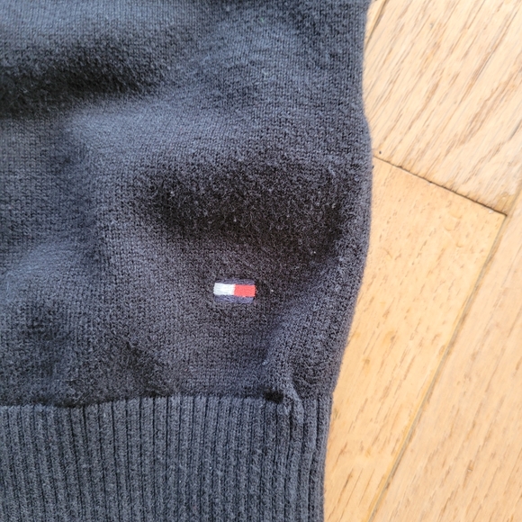 Tommy Hilfiger Argyle Sweater Vest V Neck Black Gray Size M - Picture 3 of 9